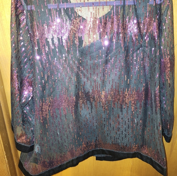 Like New Sequined Jacket and Cami - Picture 4 of 6